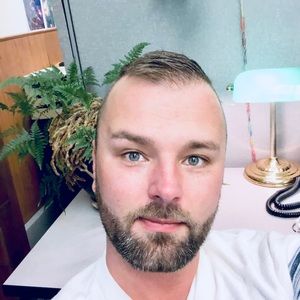 Meet your Posher, Kyle